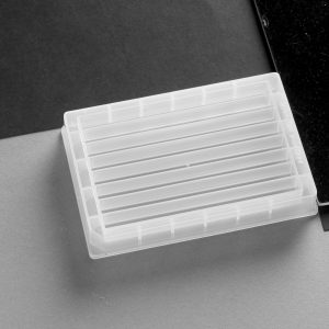 84 ml  Reservoir plate: 8 rows V bottom